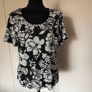 Floral Black and White Women's Top